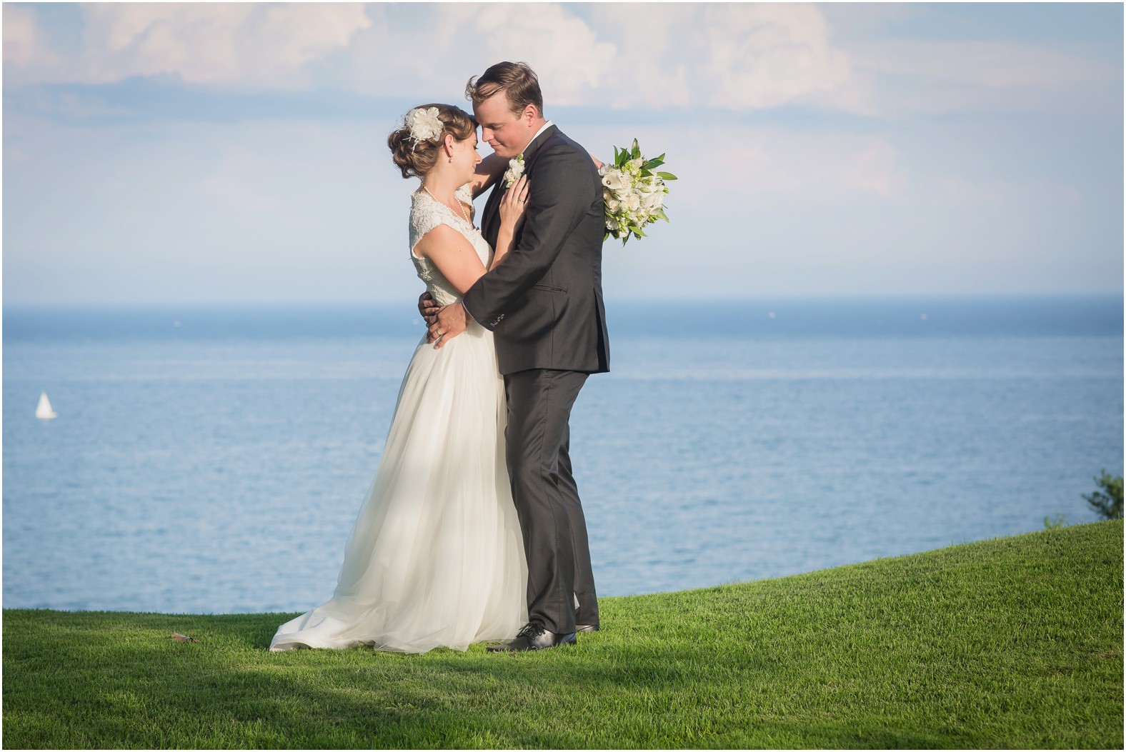 Toronto Hunt Club Wedding bride and groom portrait